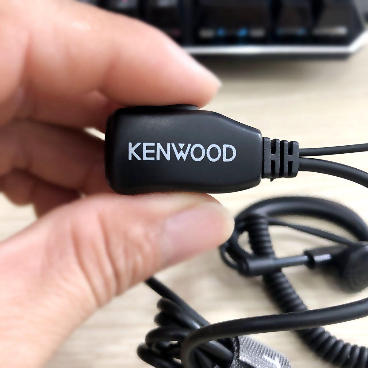 Tai nghe máy bộ đàm Kenwood