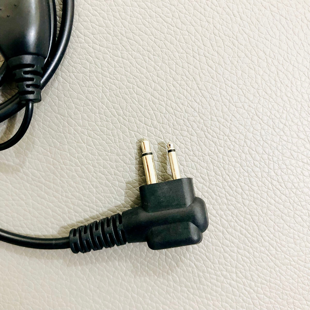 Tai nghe bộ đàm Motorola xir-p3688