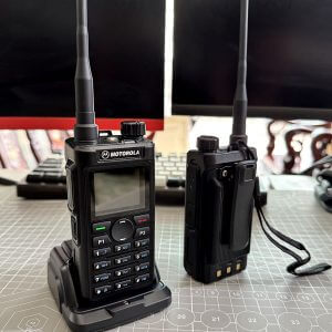 Bộ đàm Motorola APX 6000UV