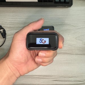Bộ Đàm Mini 5G Kẹp Áo – Siêu Nhỏ Gọn