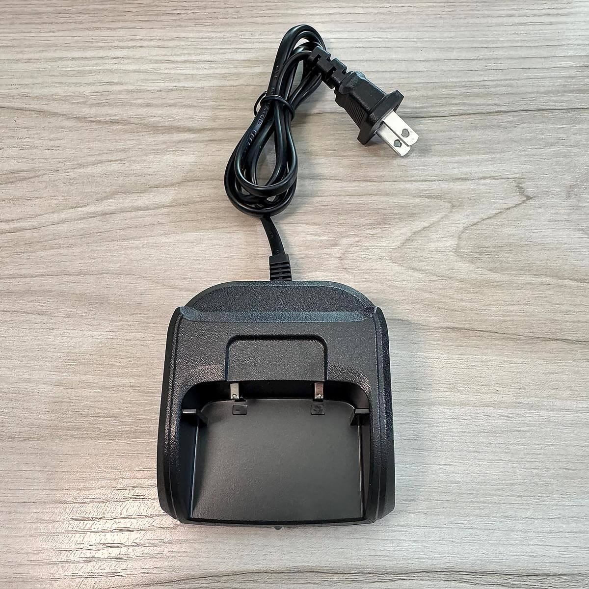 Sạc Bộ đàm Motorola GP-728